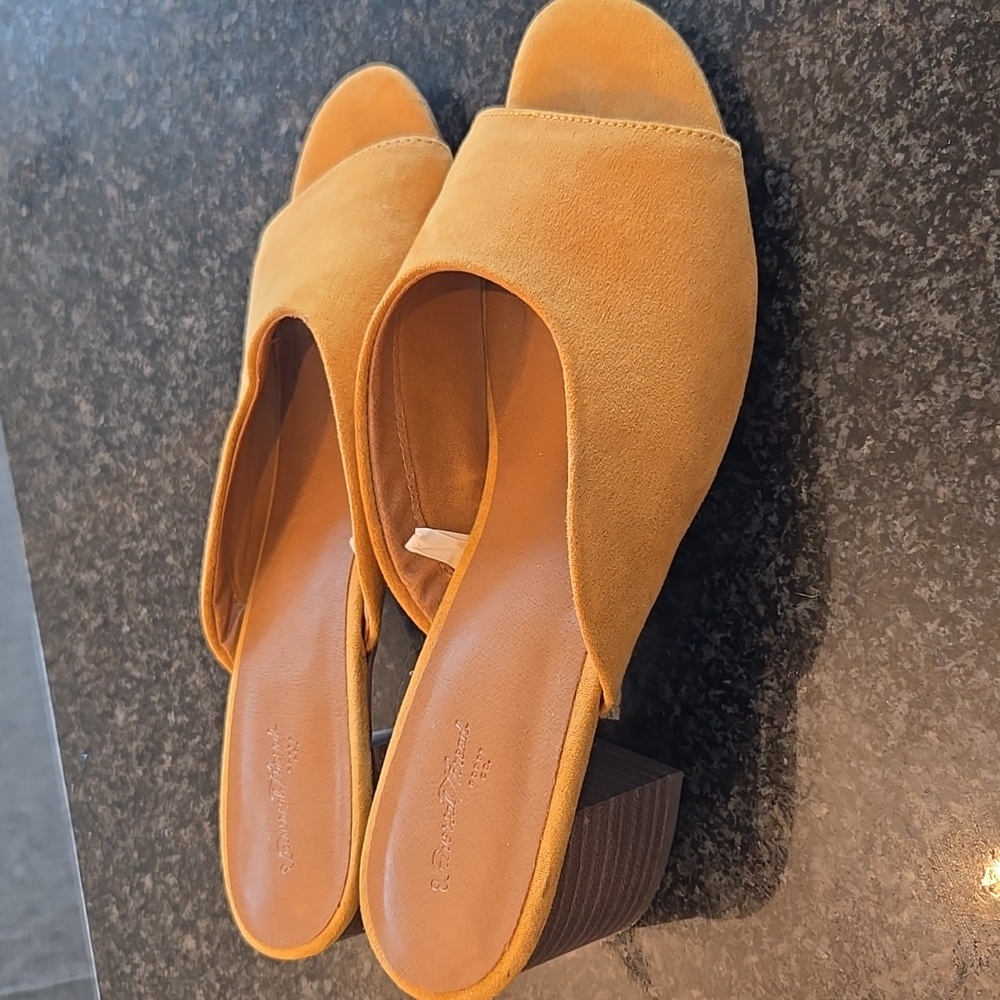 Universal Thread Mustard Suede Mules - Picture 2 of 4